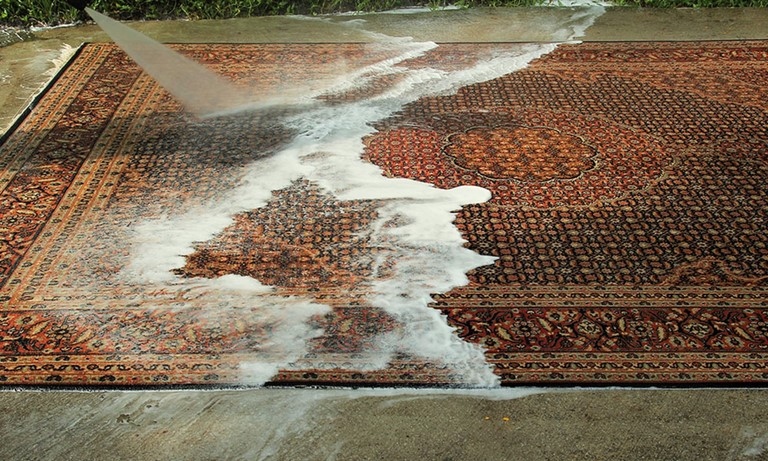 Nettoyage Lavage Tapis Persan en Soie